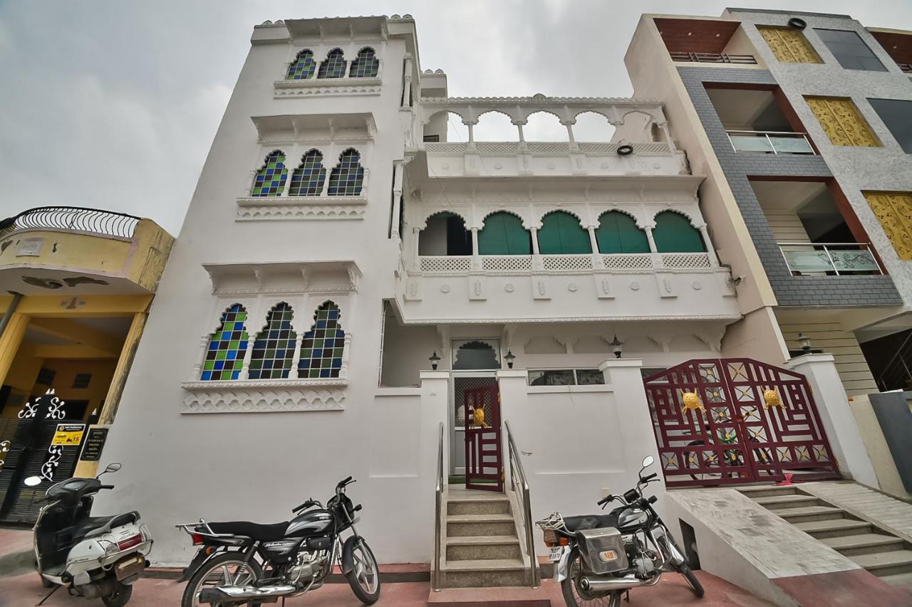 Oyo 62197 Shri Madan Mahal Indaur Exteriér fotografie